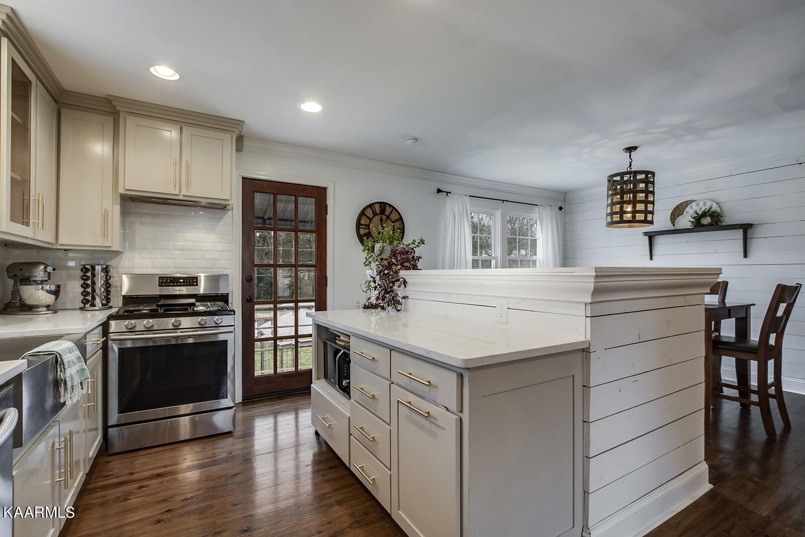 731 Cedar Springs Road Athens, TN 37303 - Photo 11 of 37 11_CedarSprings_731_Kitchen02