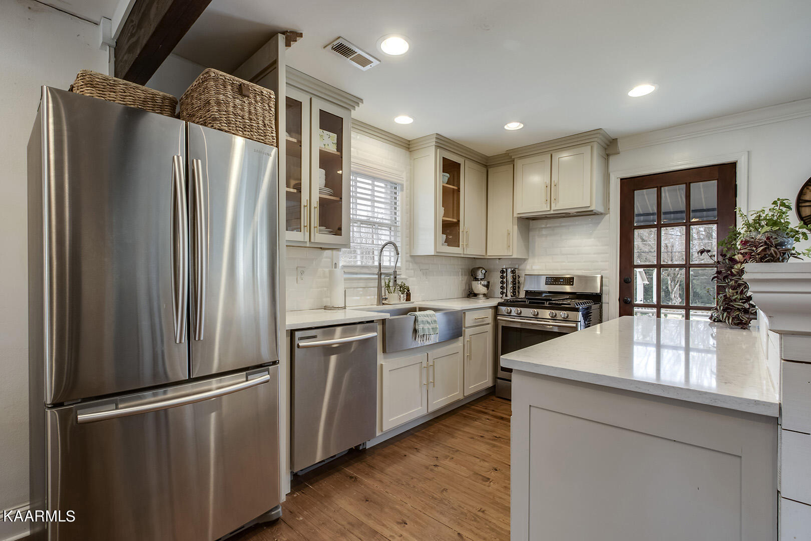 731 Cedar Springs Road Athens, TN 37303 - Photo 10 of 37 10_CedarSprings_731_Kitchen01