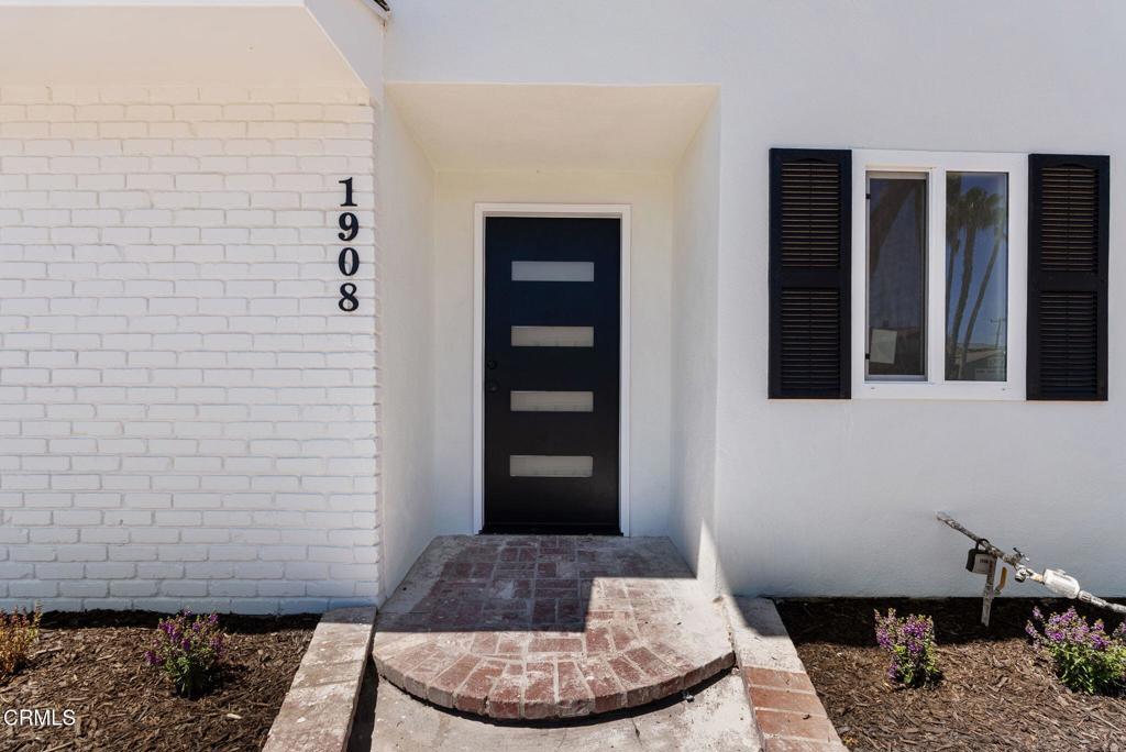 1908 Morley Street Simi Valley, CA 93065 - Photo 4 of 36 Gallery Image 4
