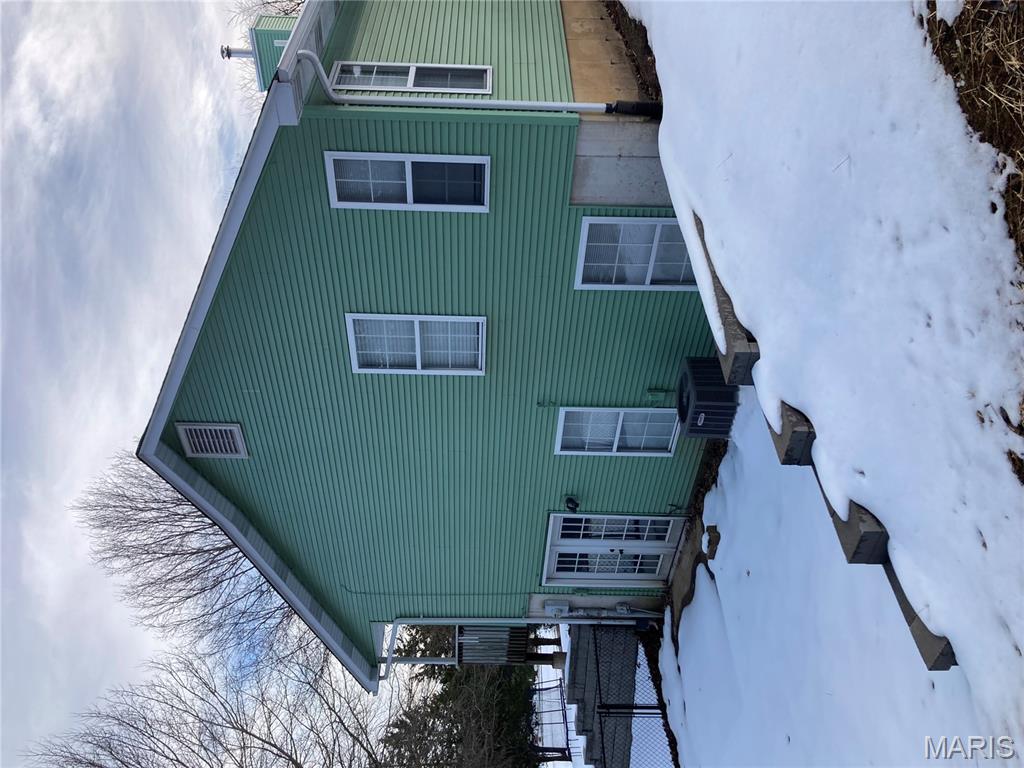 905 Ranch Lane Villa Ridge, MO 63089 - Photo 3 of 19