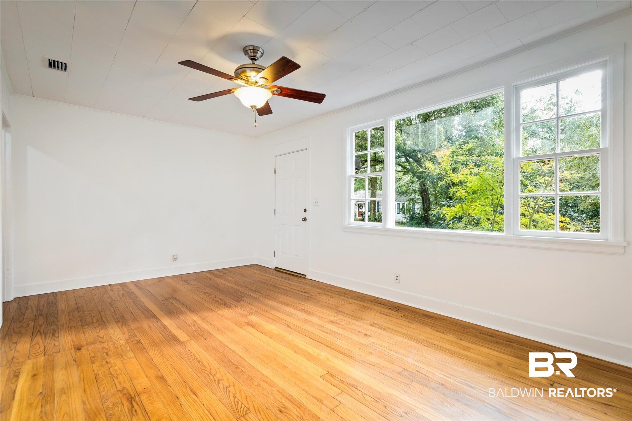 5174 Azalea Circle West Mobile, AL 36608 - Photo 2 of 31