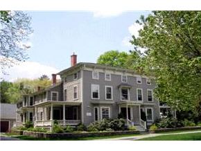 35 Pine Street Exeter, NH 03833 - Photo 1 of 9