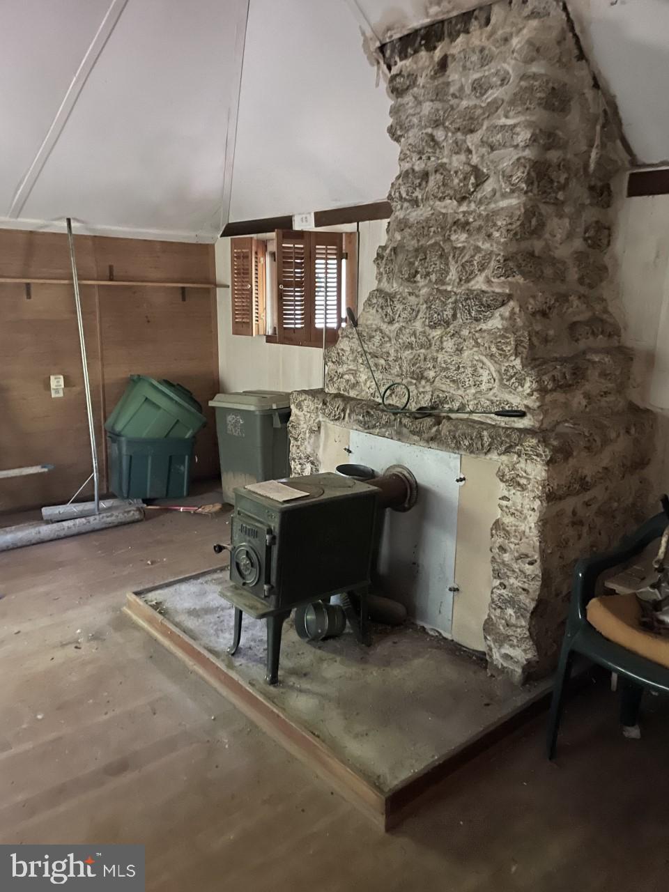 997 Chesterfield Road Annapolis, MD 21401 - Photo 68 of 69 cabin fireplace