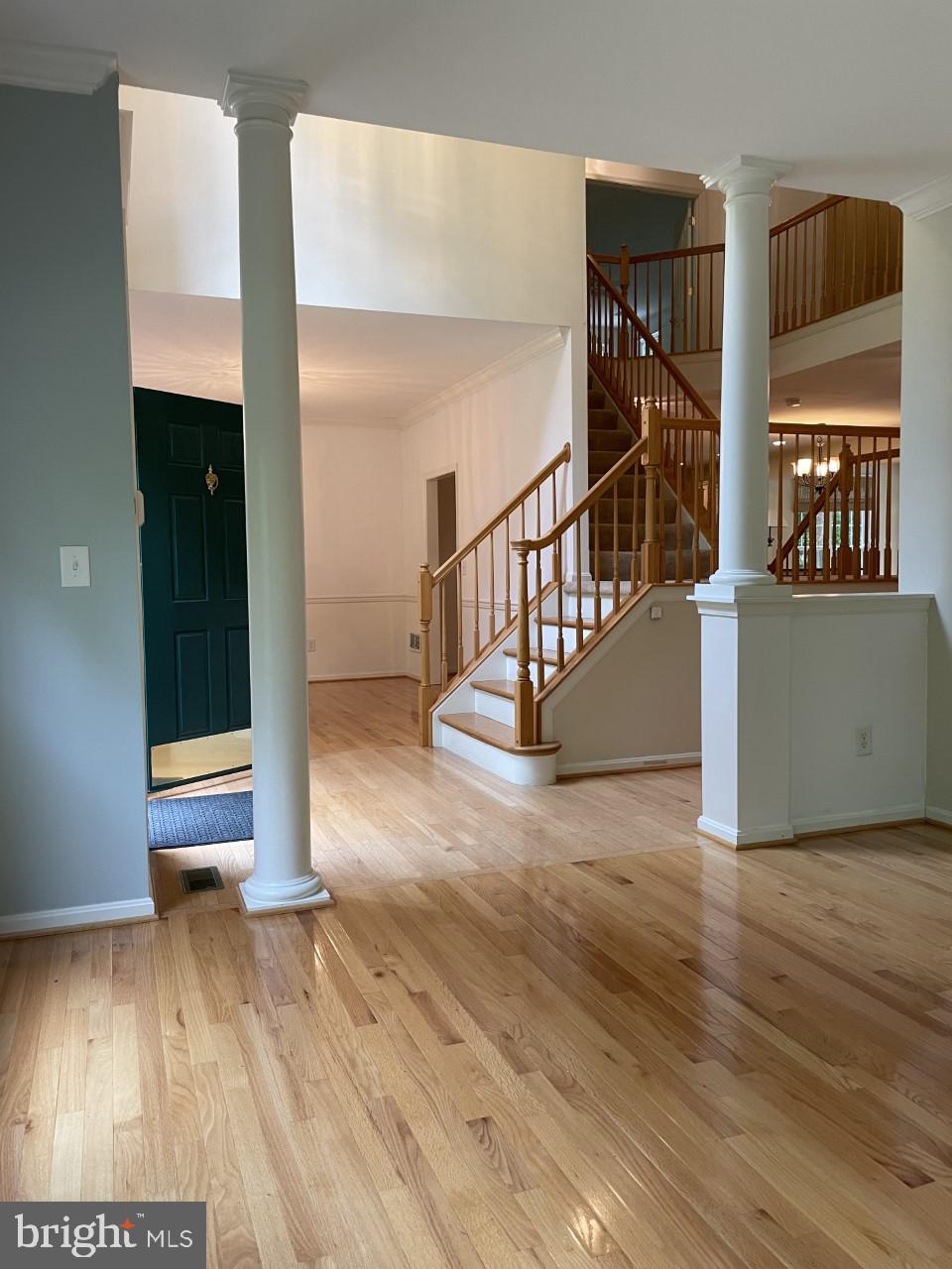 997 Chesterfield Road Annapolis, MD 21401 - Photo 10 of 69 interior entry