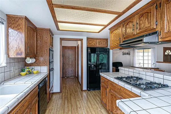 $735,000 | 864 Sunshine Court, Santa Maria, CA 93455