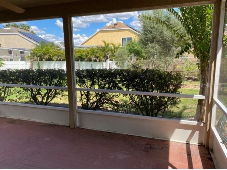 635 Rochester Loop Davenport, FL 33897 - Photo 5 of 22 a view of a porch