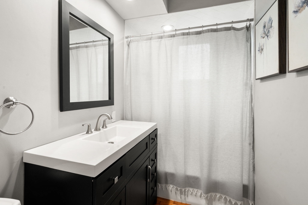 9 Dunton Road, Unit 9 Watertown, MA 02472 - Photo 20 of 39 Gallery Image 20