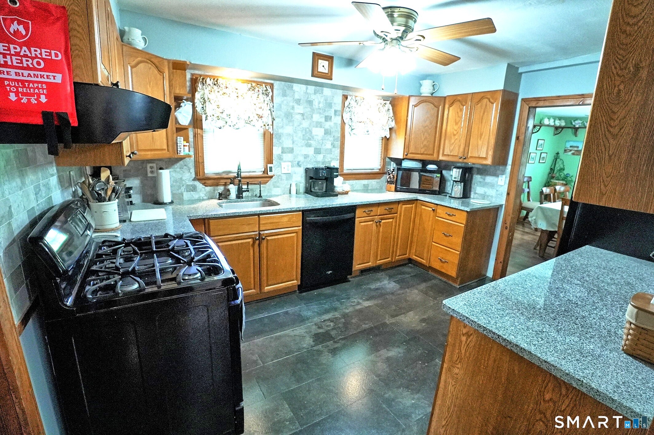 324 Wheelers Farm Road Milford, CT 06461 - Photo 23 of 37