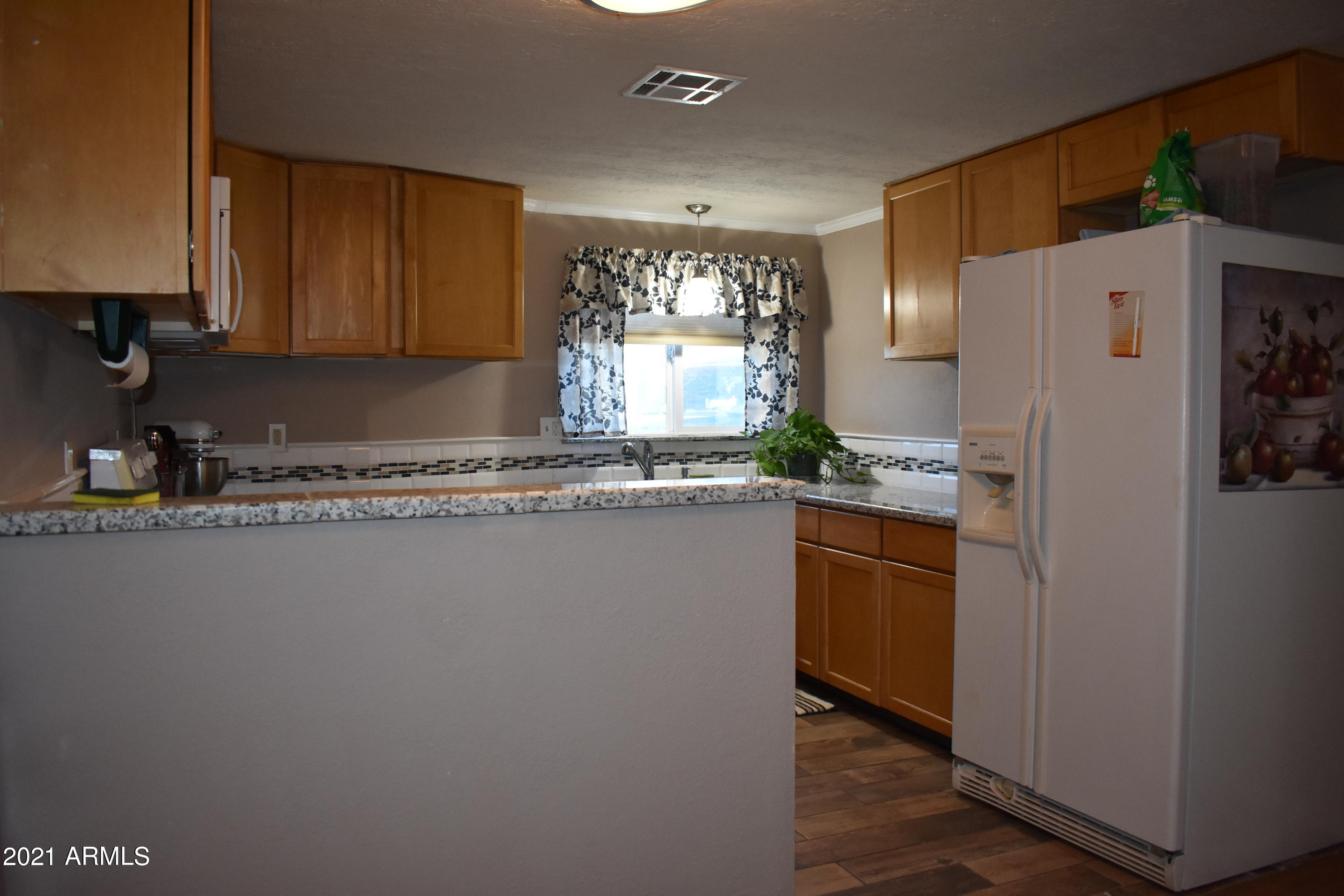 14259 Padres Road Arizona City, AZ 85123 - Photo 12 of 39 Kitchen