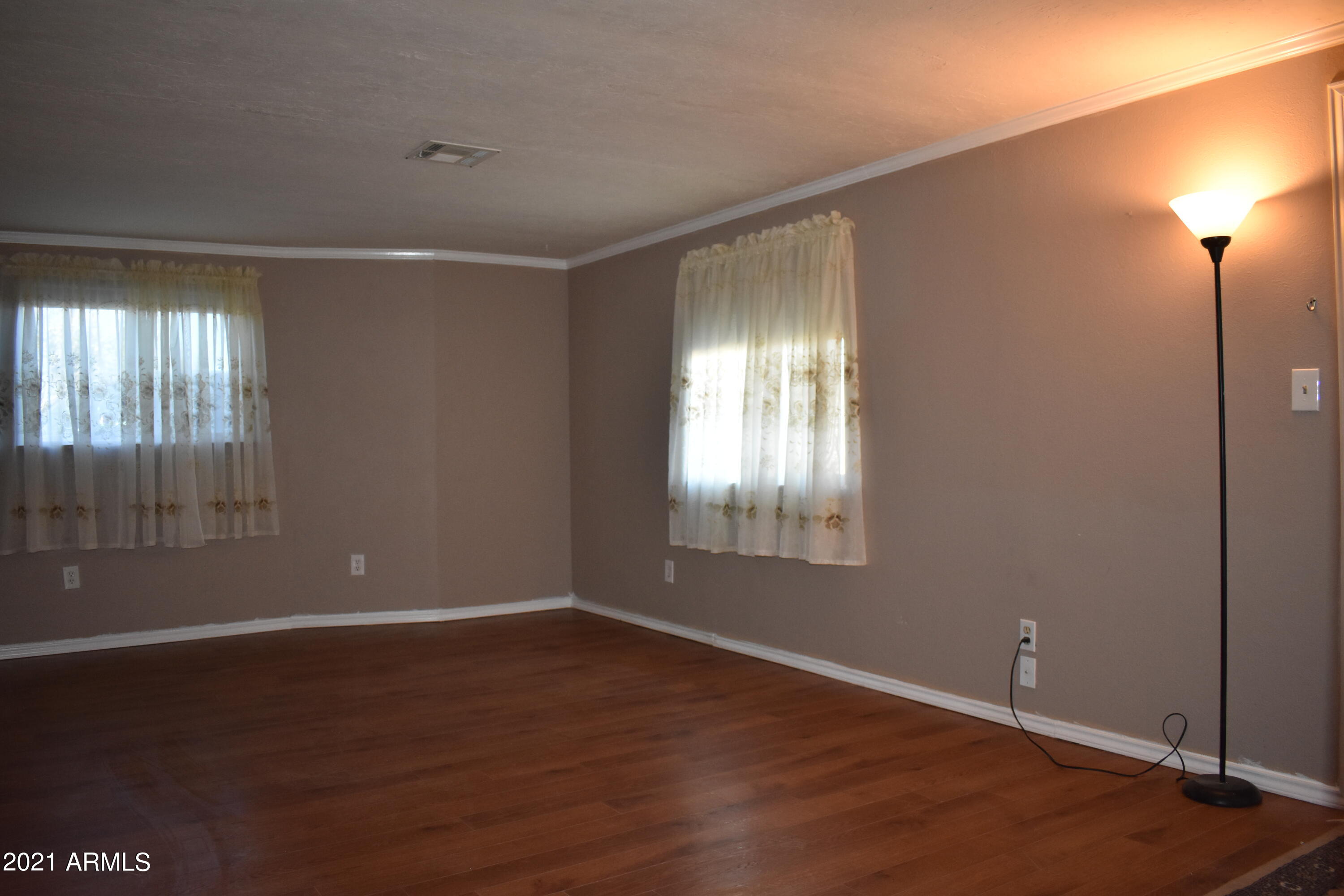 14259 Padres Road Arizona City, AZ 85123 - Photo 7 of 39 Living room