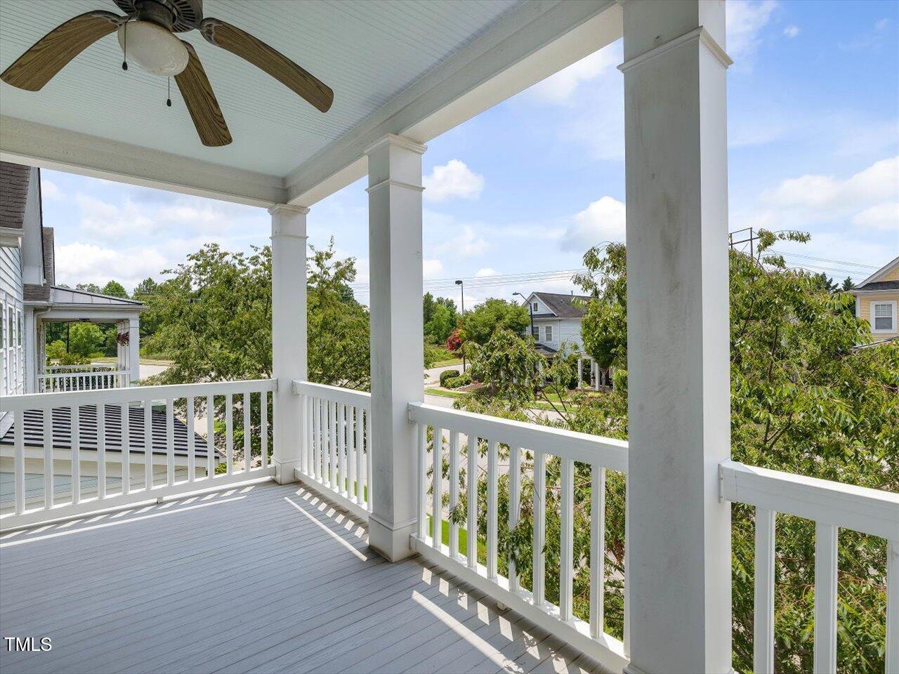 7712 ACC Boulevard Raleigh, NC 27617 - Photo 22 of 38 36-Balcony
