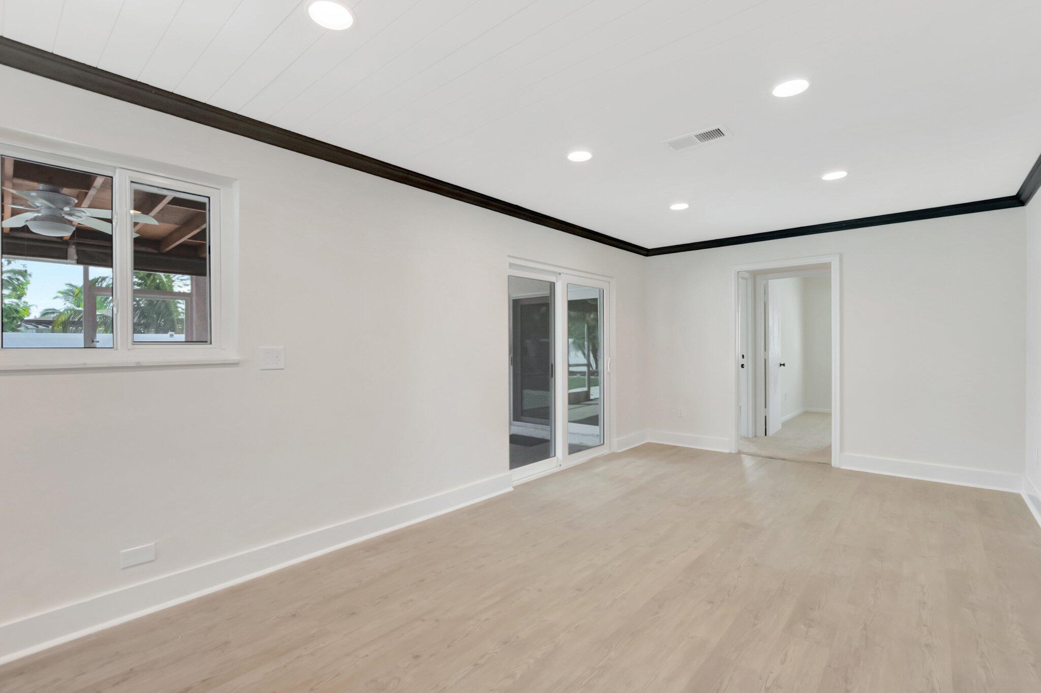 11192 Mustang Street Boca Raton, FL 33428 - Photo 11 of 38 Dining room