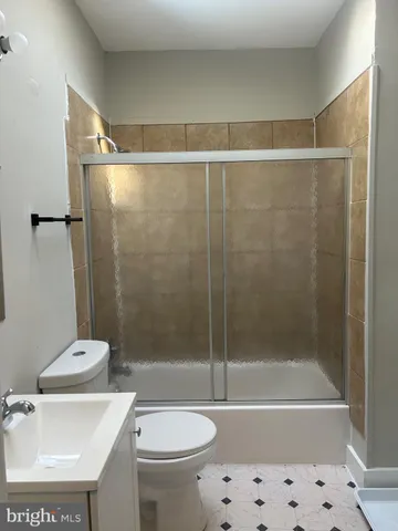 $995 | 2761 Baker Street, Unit 2, Baltimore, MD 21216