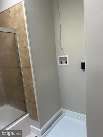 $995 | 2761 Baker Street, Unit 2, Baltimore, MD 21216