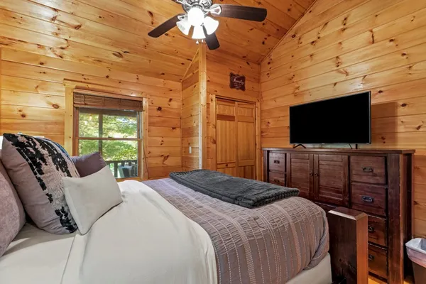 $269,000 | 280 Mdw Crk Lane, Murphy, NC 28906