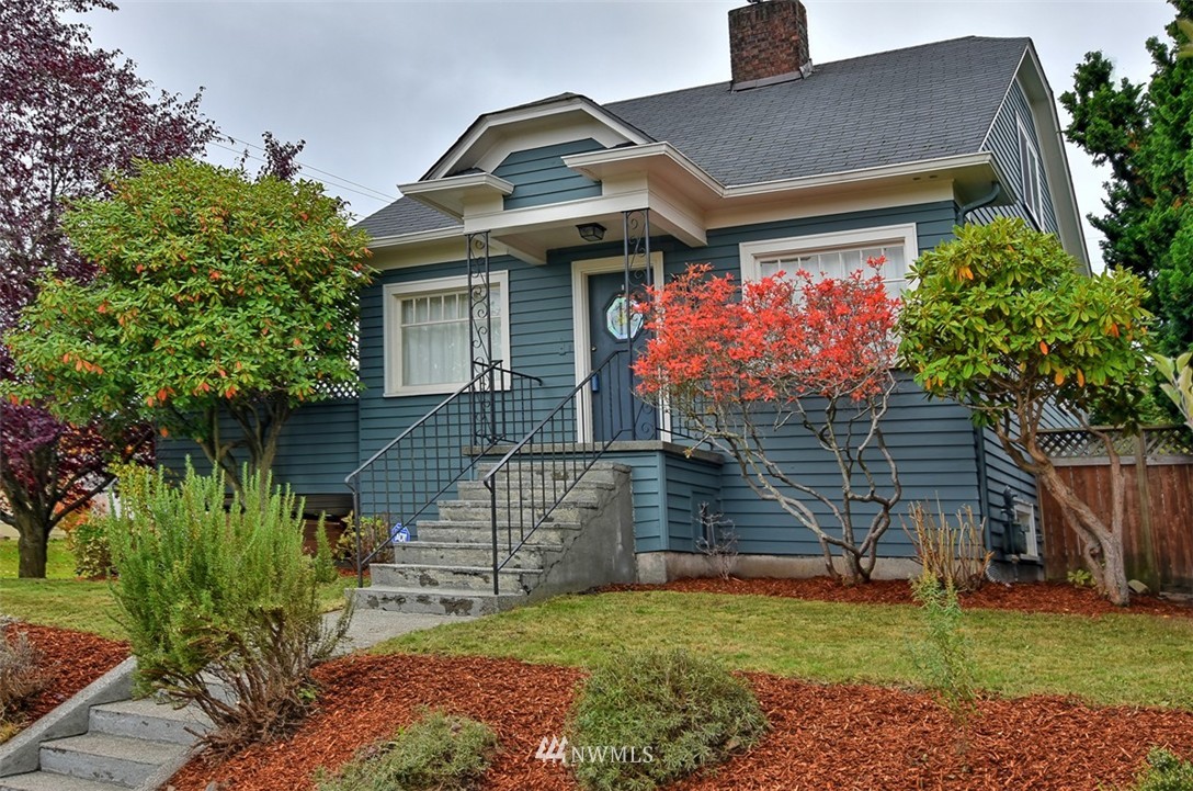 1932 Rockefeller Avenue Everett, WA 98201 - Photo 1 of 25