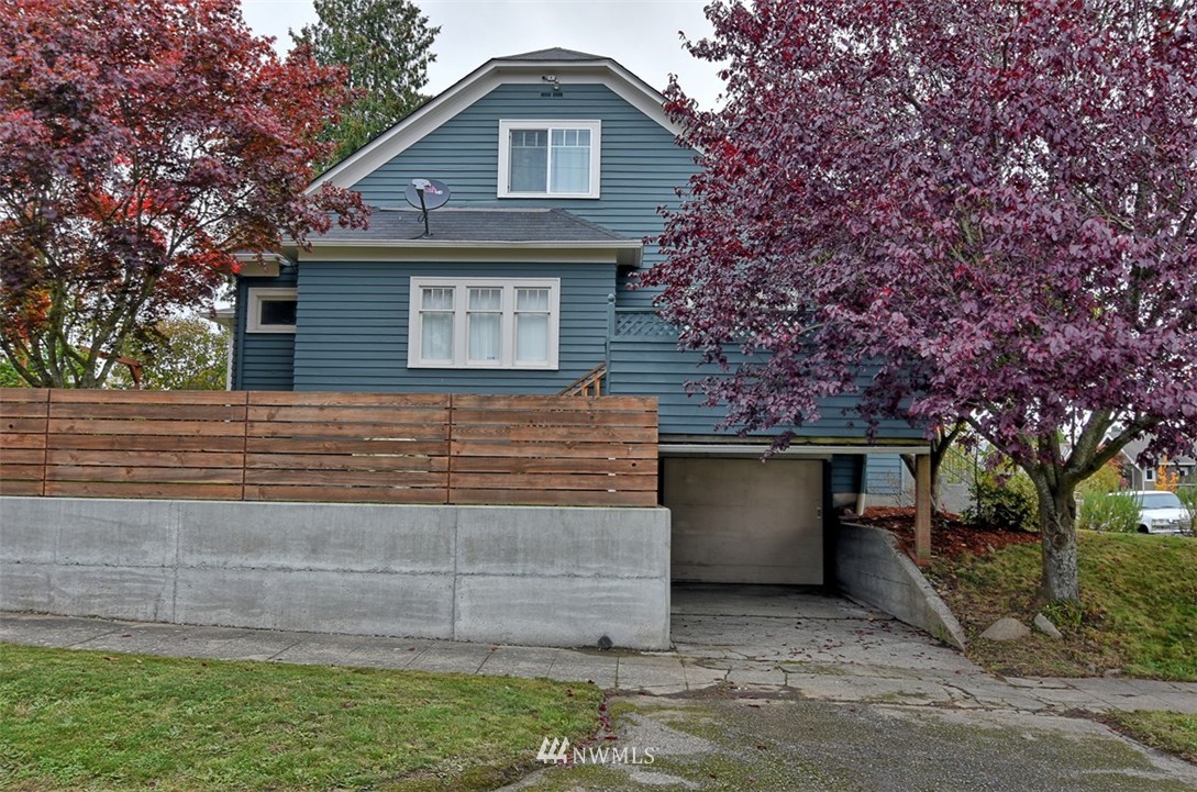 1932 Rockefeller Avenue Everett, WA 98201 - Photo 3 of 25