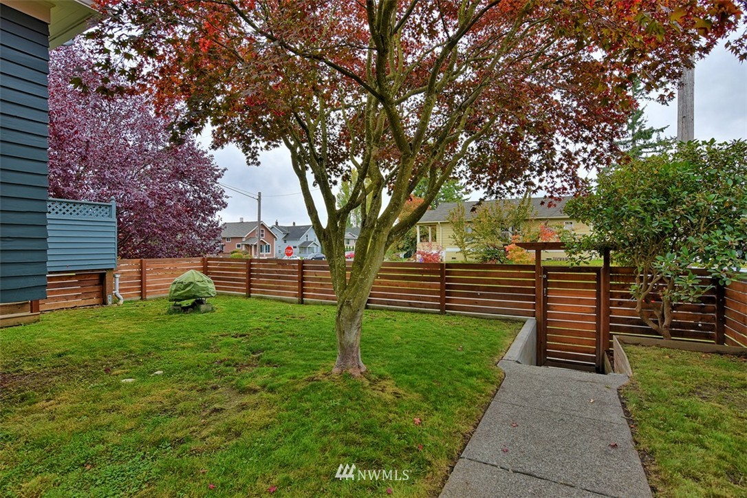 1932 Rockefeller Avenue Everett, WA 98201 - Photo 7 of 25