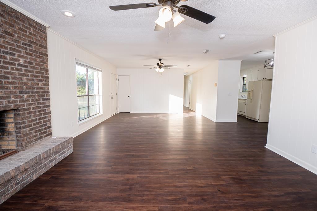 204 Pybus Road Cottonwood, AL 36320 - Photo 12 of 47