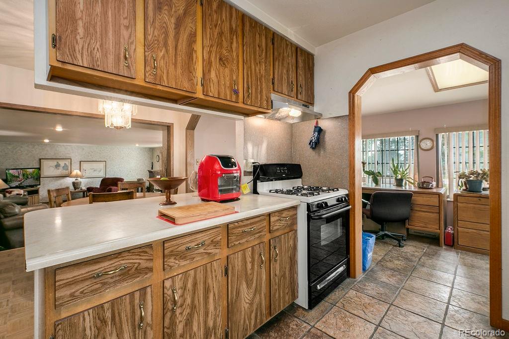 1102 Country Club Road Fort Collins, CO 80524 - Photo 8 of 30 Gallery Image 8