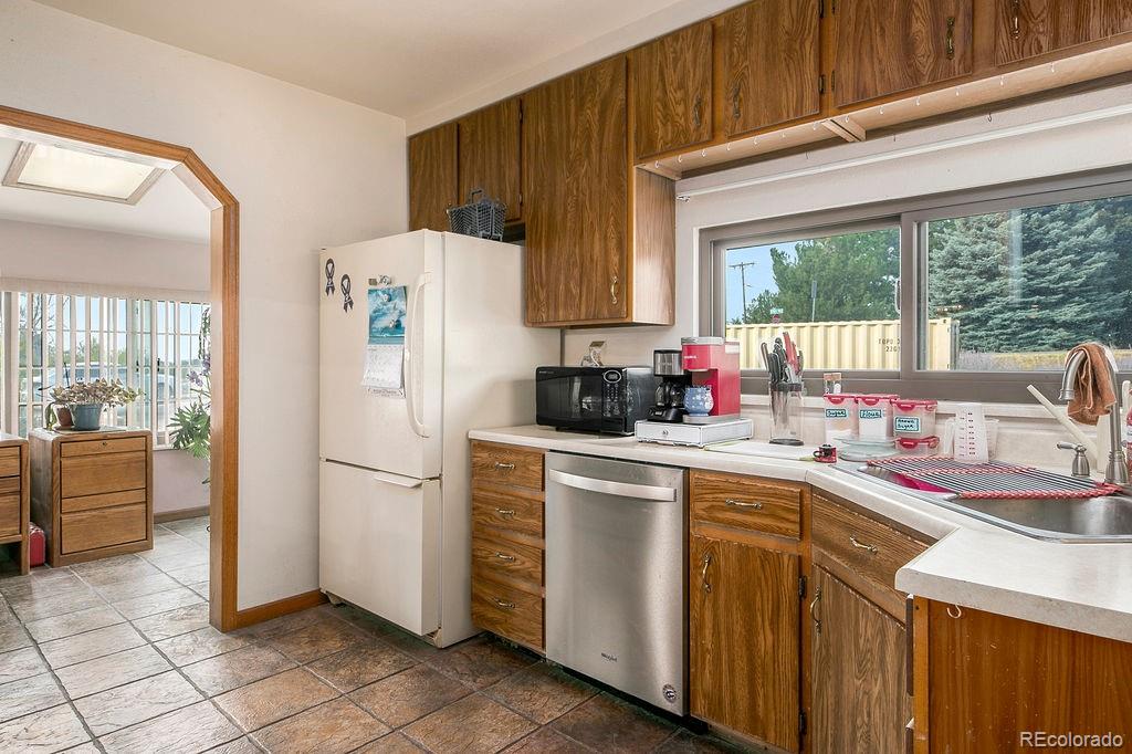 1102 Country Club Road Fort Collins, CO 80524 - Photo 10 of 30 Gallery Image 10