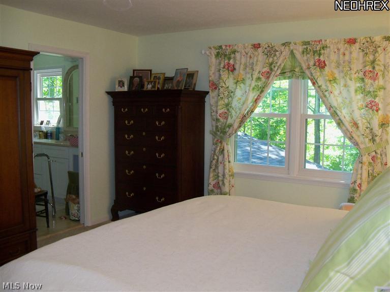 7327 Hayward Road Hudson, OH 44236 - Photo 16 of 25 Gallery Image 16