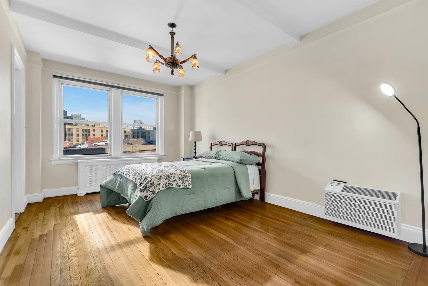 400 East 59th Street, Unit 8F Manhattan, NY 10022 - Photo 4 of 9