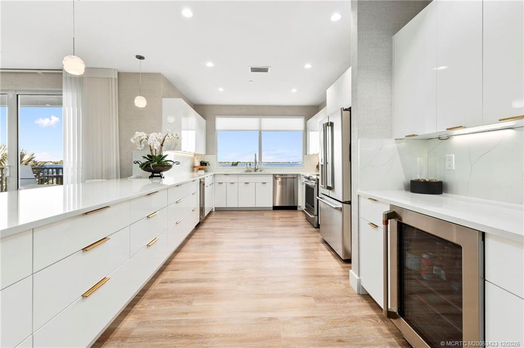 41 Southwest Seminole Street, Unit 206 Stuart, FL 34994 - Photo 16 of 70