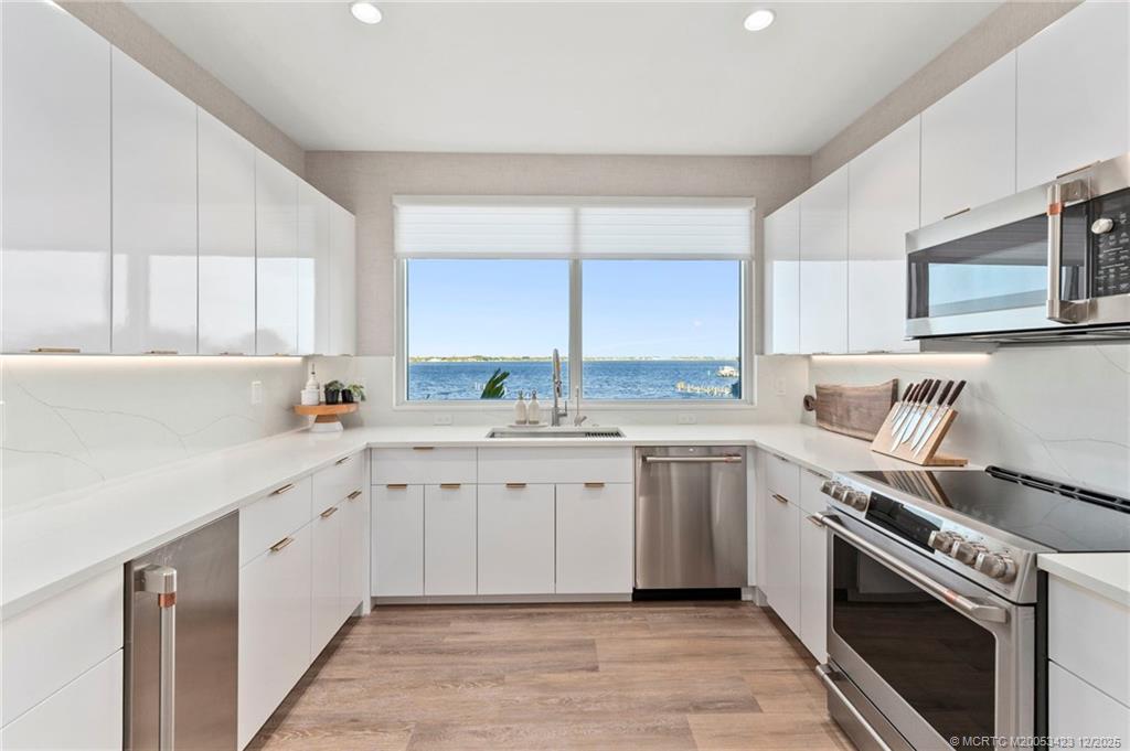 41 Southwest Seminole Street, Unit 206 Stuart, FL 34994 - Photo 18 of 70