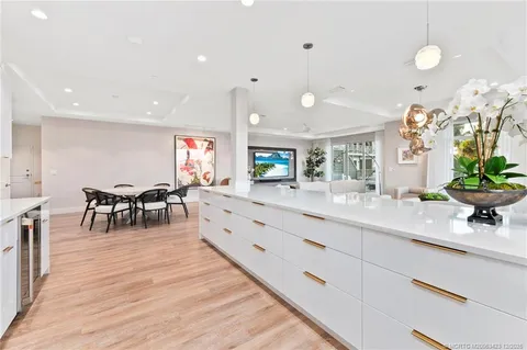 $2,490,000 | 41 Southwest Seminole Street, Unit 206, Stuart, FL 34994