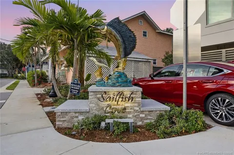 $2,490,000 | 41 Southwest Seminole Street, Unit 206, Stuart, FL 34994