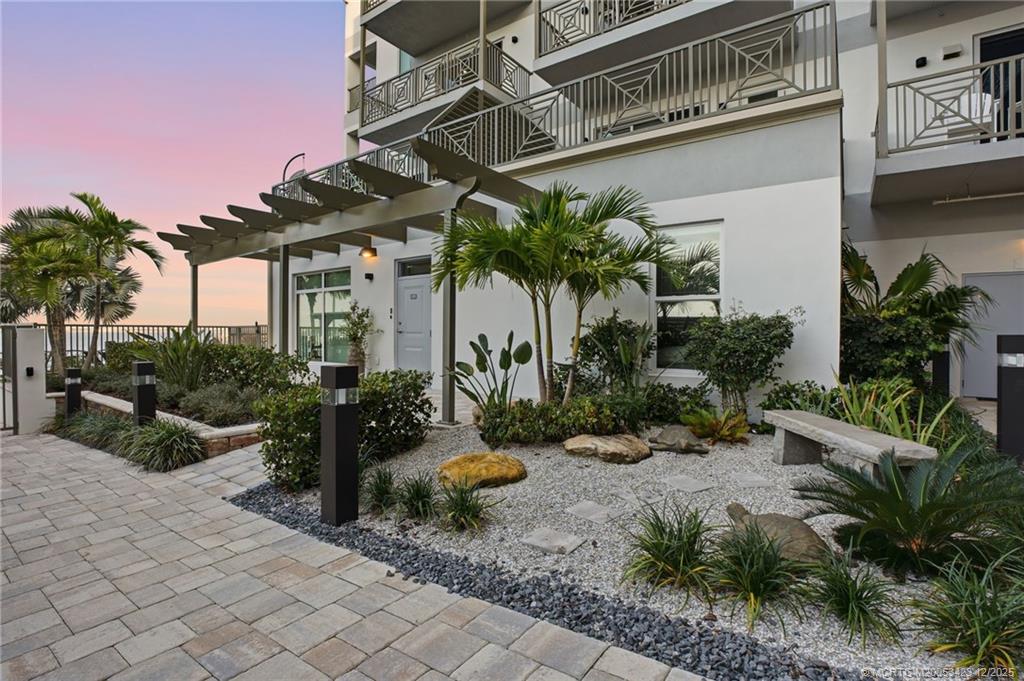 41 Southwest Seminole Street, Unit 206 Stuart, FL 34994 - Photo 53 of 70