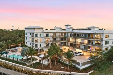 $2,490,000 | 41 Southwest Seminole Street, Unit 206, Stuart, FL 34994
