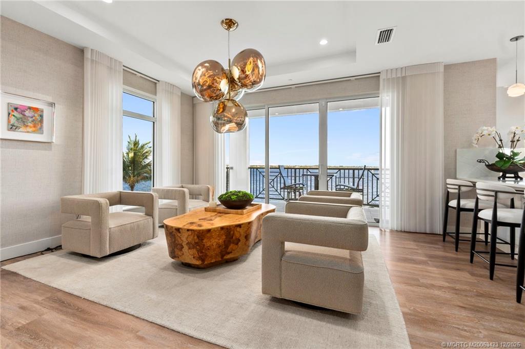 41 Southwest Seminole Street, Unit 206 Stuart, FL 34994 - Photo 9 of 70