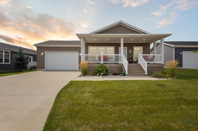 $270,000 | 5906 Trillium Hills Drive Northeast, Rockford, MI 49341