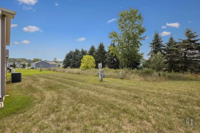 $270,000 | 5906 Trillium Hills Drive Northeast, Rockford, MI 49341