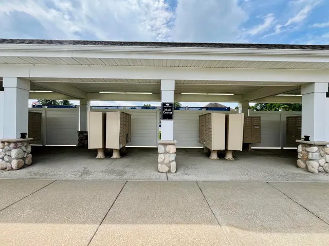 $270,000 | 5906 Trillium Hills Drive Northeast, Rockford, MI 49341