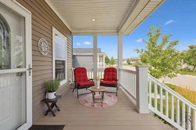 $270,000 | 5906 Trillium Hills Drive Northeast, Rockford, MI 49341