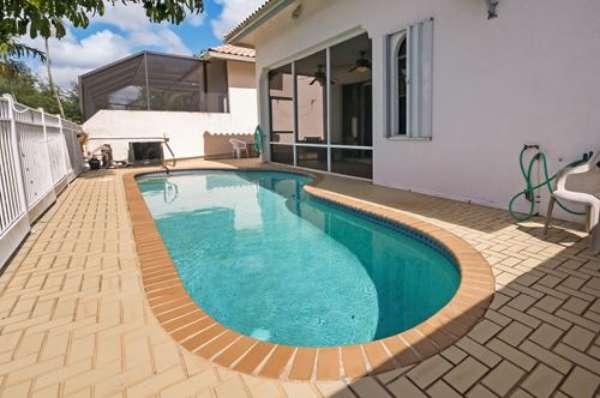 8724 Vía Reale Boca Raton, FL 33496 - Photo 15 of 25 8724 Via Reale (Pool2)-600