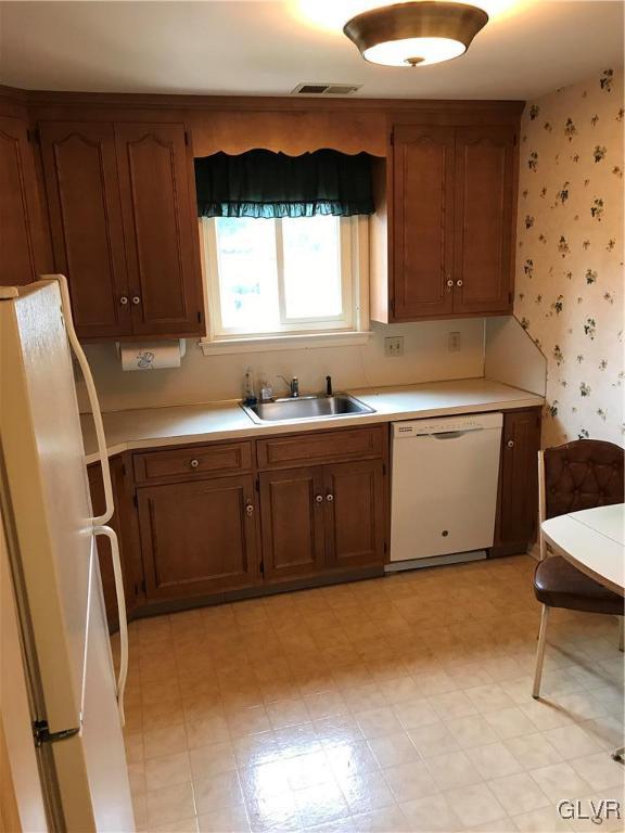 911 Cold Spring Road, Unit 5 Allentown, PA 18103 - Photo 2 of 7 Gallery Image 2