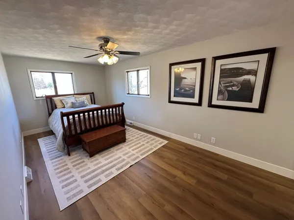 $329,900 | 1104 15th Street, De Witt, IA 52742