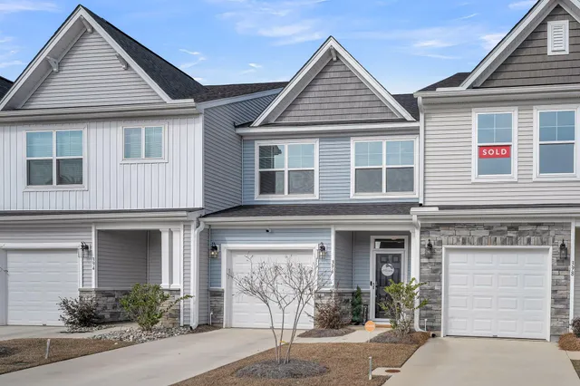 $325,000 | 396 Painted Lady Lane, Goose Creek, SC 29445