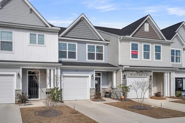 $325,000 | 396 Painted Lady Lane, Goose Creek, SC 29445