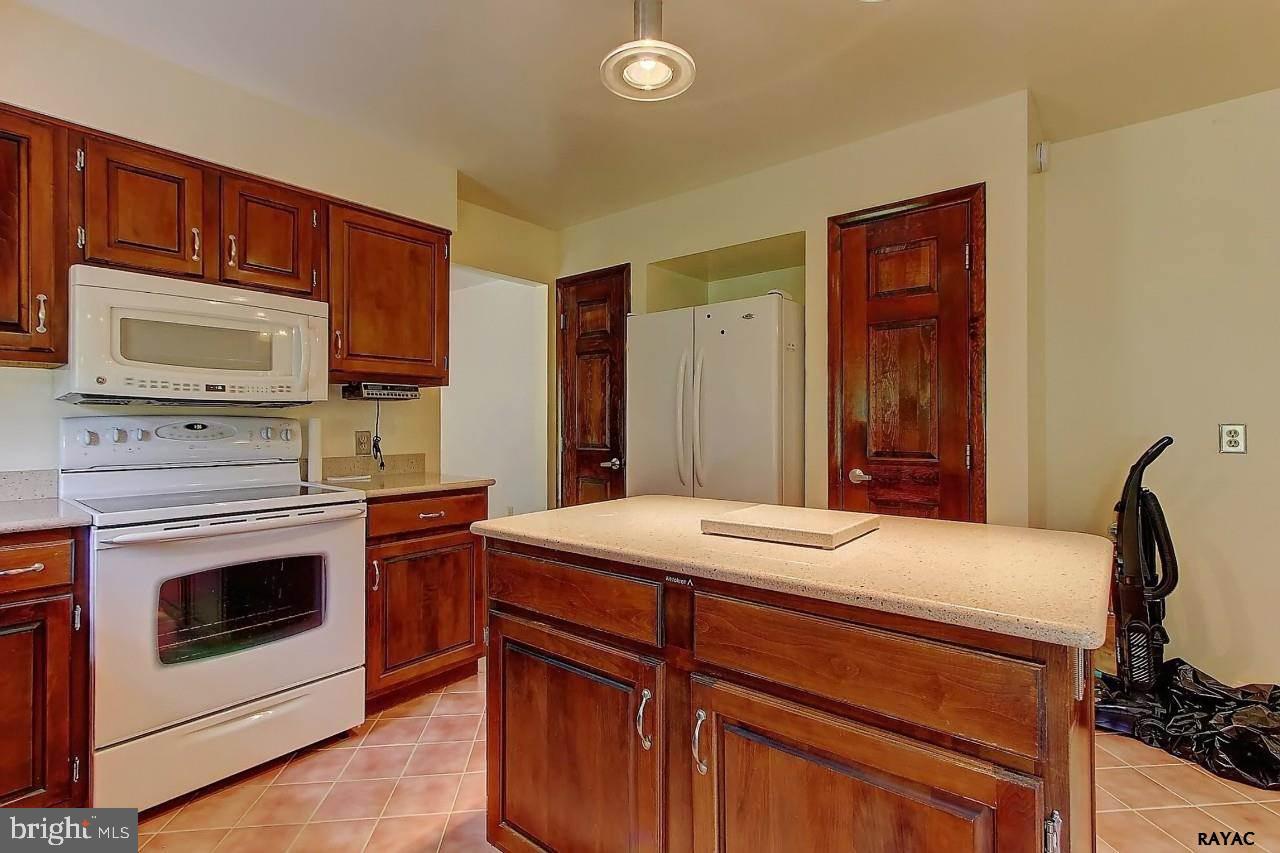 13186 Line Road New Freedom, PA 17349 - Photo 12 of 27 Gallery Image 12