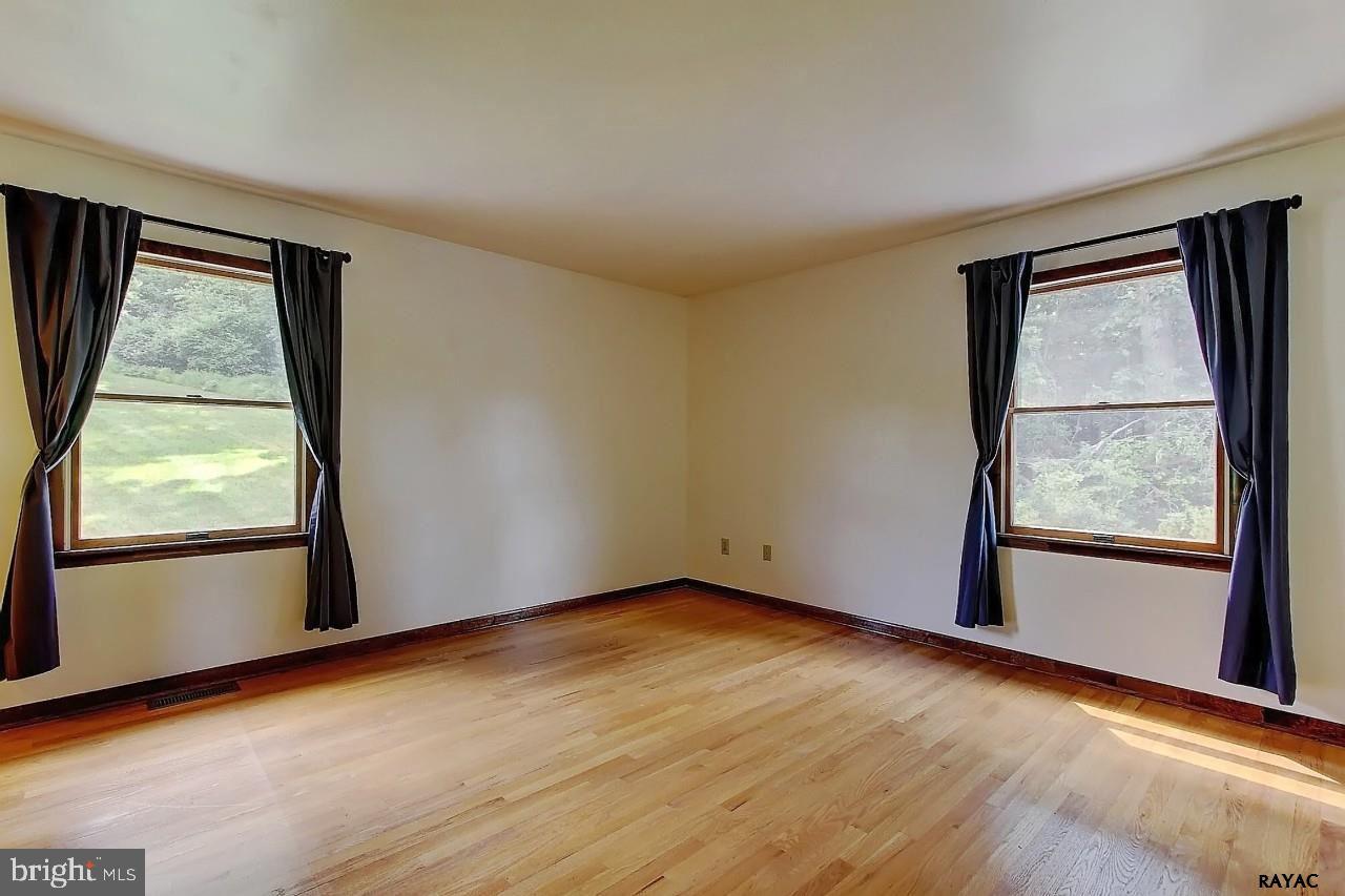 13186 Line Road New Freedom, PA 17349 - Photo 18 of 27 Gallery Image 18