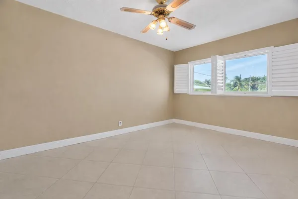 $372,000 | 103 Northeast 19th Avenue, Unit 232, Deerfield Beach, FL 33441