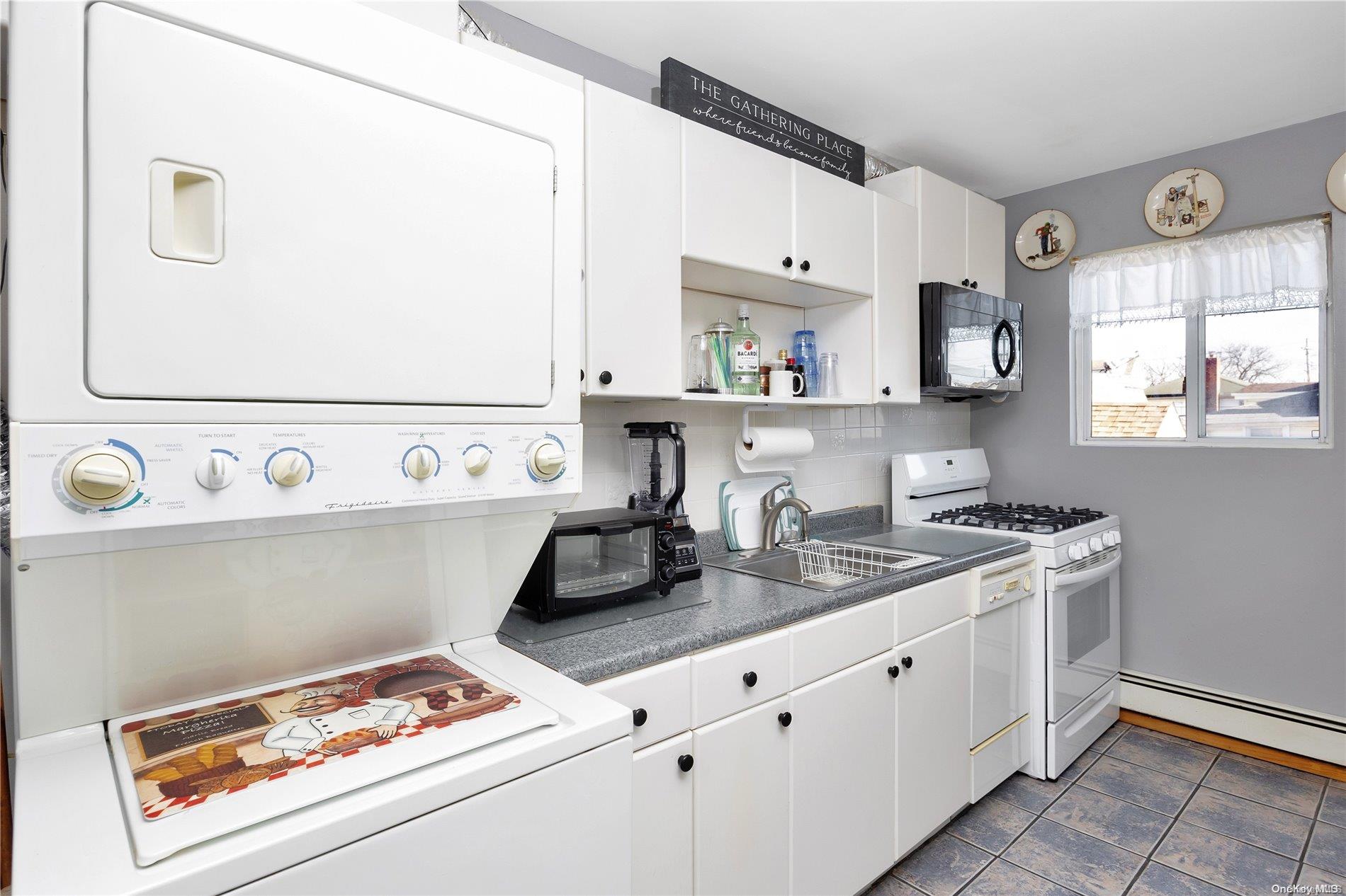 235-15 148th Road Queens, NY 11422 - Photo 23 of 32