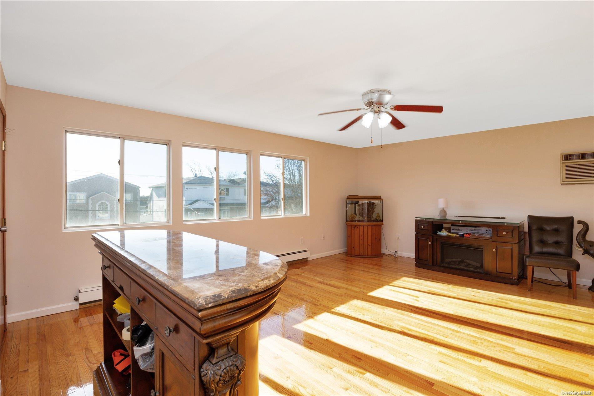 235-15 148th Road Queens, NY 11422 - Photo 7 of 32