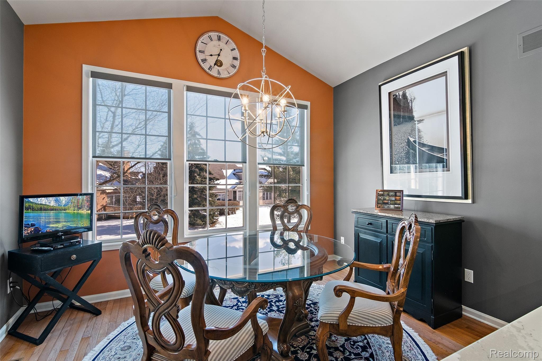 832 Garnet Court, Unit 41 Rochester, MI 48306 - Photo 18 of 38 832 Garnet Ct Rochester-18.jpg