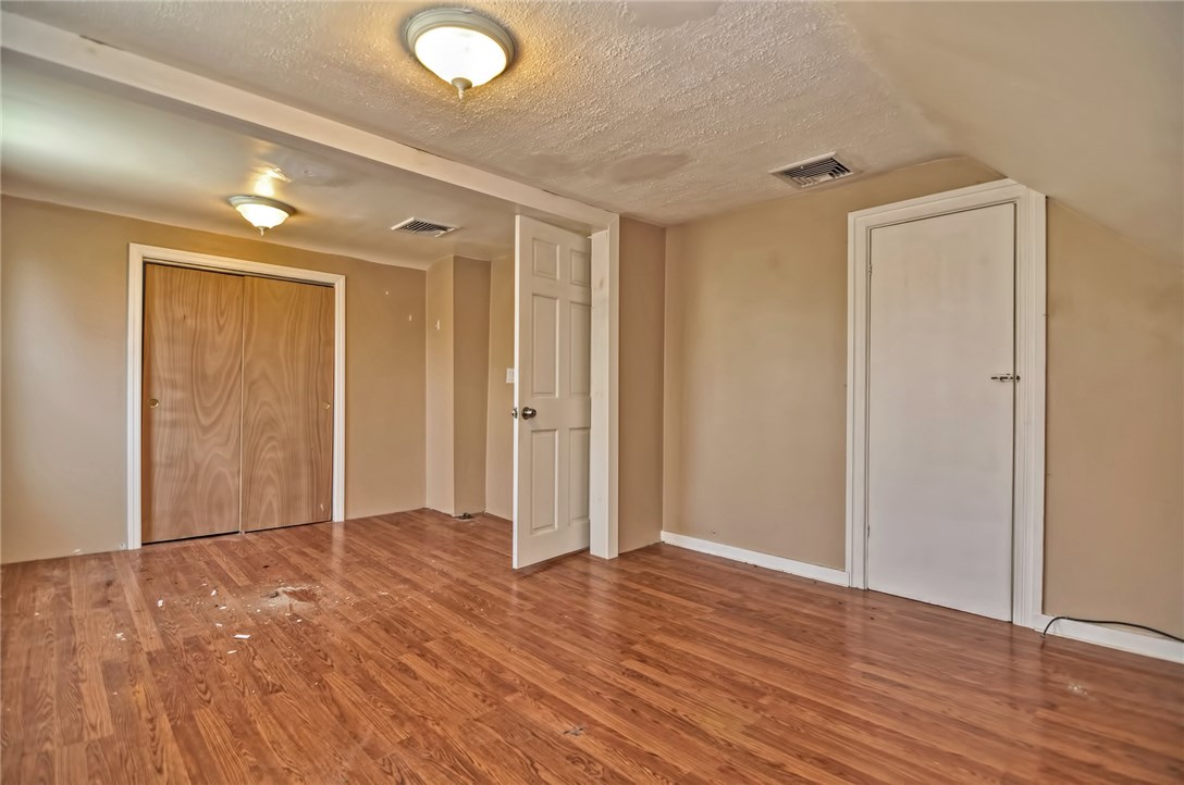 51 Clifford Street Pawtucket, RI 02860 - Photo 12 of 27